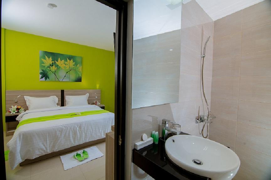Fresh Hotel Sukabumi Exterior photo